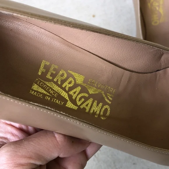 Like new! - SALVATORE FERRAGAMO Metallic Pumps Heels - Picture 2 of 10